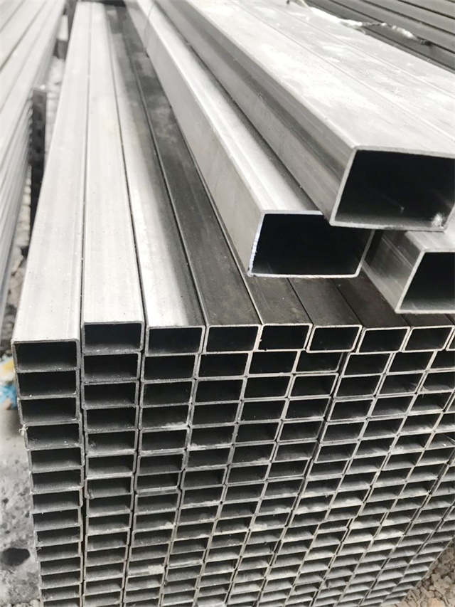 根河镀锌矩形管